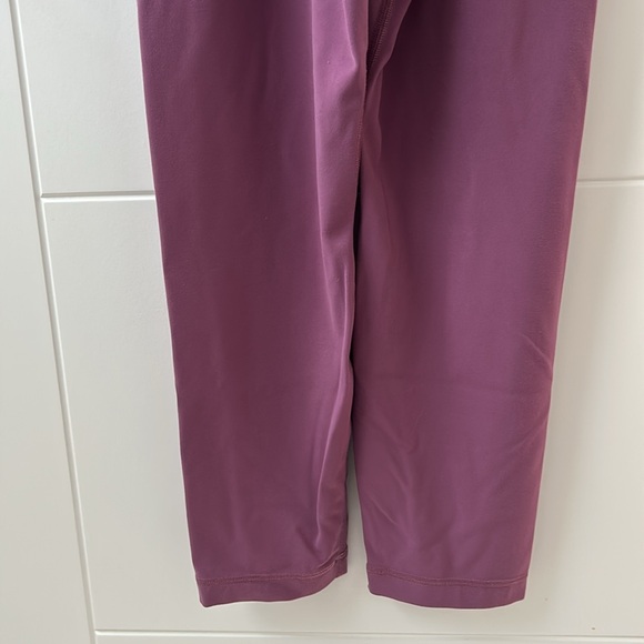 Lululemon - Picture 9 of 11